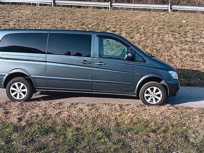 Usata Mercedes Viano 163 CV (119 kW) 2011 Grigio Monovolume