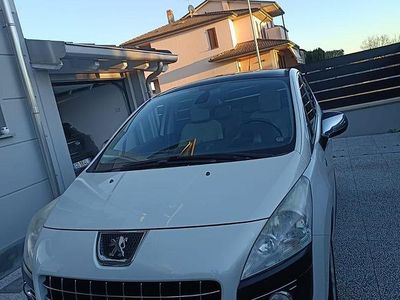 Usata Peugeot 3008 Access 116 CV (85 kW) 2013 Bianco Station wagon
