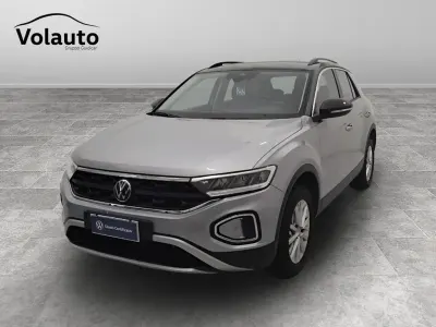 Usata VW T-Roc Life 149 CV (109 kW) 2025 Nero SUV