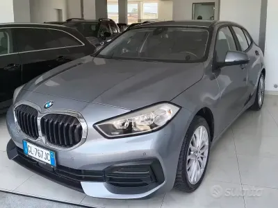 Occasion BMW 116 Advantage 116 PK (85 kW) 2022 Grijs Hatchback