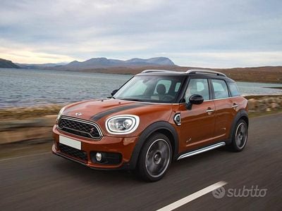 Grigio Usata 2018 Mini Cooper Countryman Hype SUV | 19.990 € (Buon prezzo)