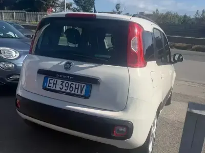 Usata Fiat Panda Easy 75 CV (55 kW) 2012 Bianco Utilitaria