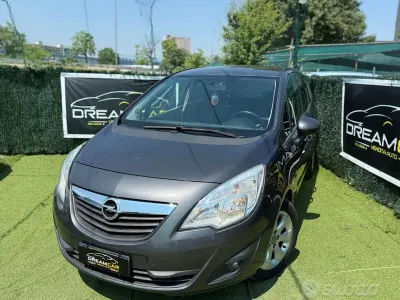 Usata Opel Meriva 95 CV (69 kW) 2013 Grigio Monovolume