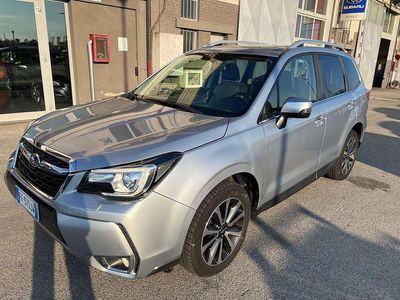 Usata Subaru Forester Sport 147 CV (108 kW) 2016 Argento SUV
