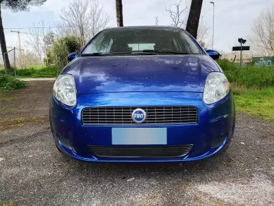 Usata Fiat Grande Punto 77 CV (56 kW) 2006 Blu Utilitaria