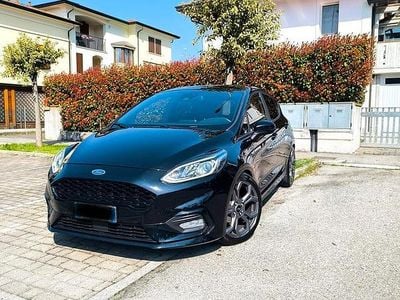 Usata Ford Fiesta ST-Line 100 CV (73 kW) 2019 Nero Utilitaria