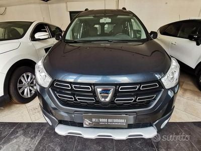 Usata Dacia Dokker Stepway 90 CV (66 kW) 2018 Grigio Monovolume