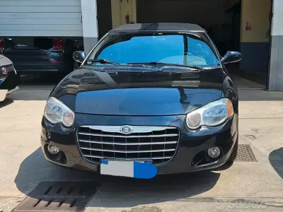 Usata Chrysler Sebring Cabriolet Touring 141 CV (103 kW) 2006 Nero Cabrio