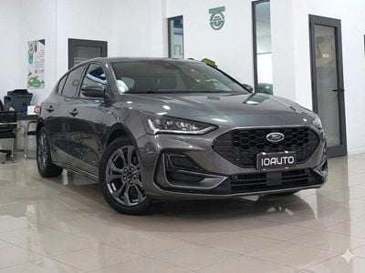 Usata Ford Focus ST-Line 115 CV (84 kW) 2025 Grigio Berlina
