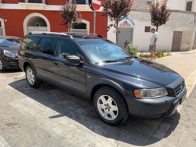 usata Volvo XC70 V702.4 d5 Summum awd 163cv