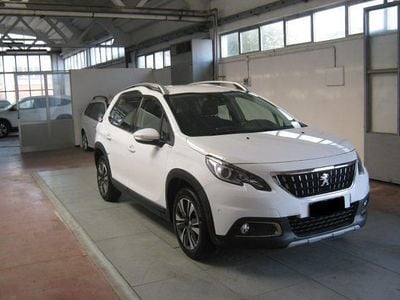Usata Peugeot 2008 Allure 81 CV (59 kW) 2016 Bianco SUV