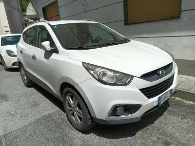Usata Hyundai ix35 Comfort 136 CV (100 kW) 2011 Bianco SUV