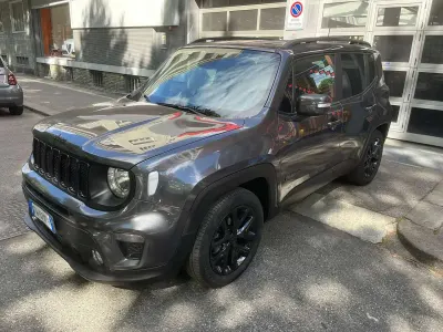 Usata Jeep Renegade Limited 120 CV (88 kW) 2019 Grigio granite SUV
