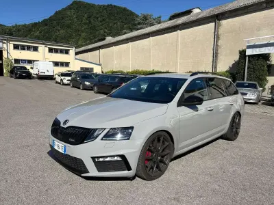 Usata Skoda Octavia RS 245 CV (180 kW) 2018 Grigio Station wagon
