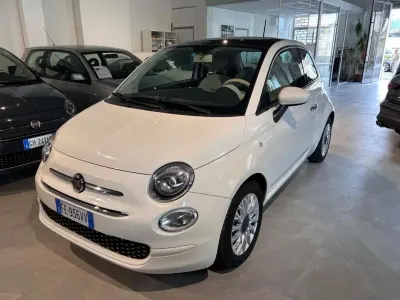 Gebraucht Fiat 500 Lounge 69 PS (50 kW) 2016 Weiß Kleinwagen