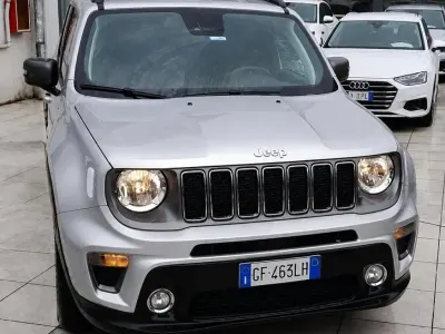Usado Jeep Renegade Limited 120 CV (88 kW) 2021 Gris SUV