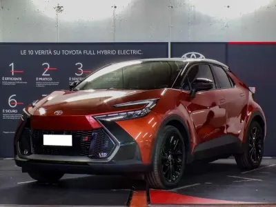 Usata Toyota C-HR Sport 152 CV (111 kW) 2025 Metal oxide & black SUV
