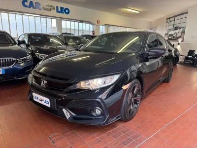 Usata Honda Civic Elegance 126 CV (92 kW) 2019 Nero Berlina