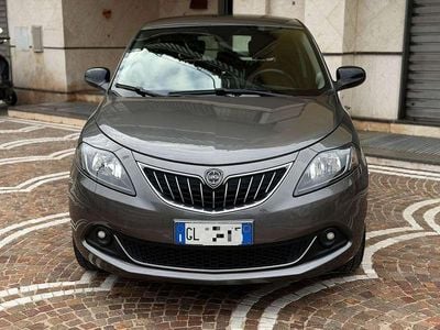 Begagnad Lancia Ypsilon