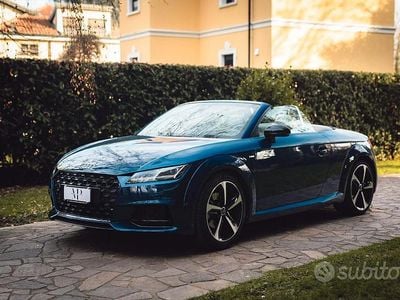 Usata Audi TT Roadster S-Line 230 CV (169 kW) 2018 Blu Cabrio