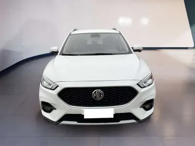 Usata MG ZS Luxury 106 CV (77 kW) 2023 Bianco SUV