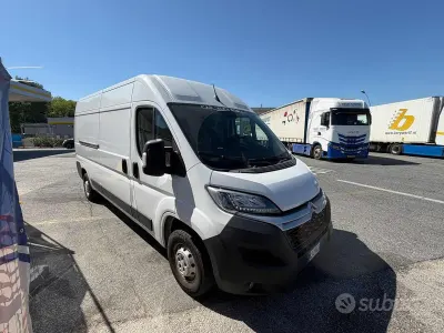 Occasion Citroën Jumper 120 ch (88 kW) 2024 Blanc Monospace