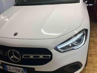 Usata Mercedes GLA200 Business 150 CV (110 kW) 2020 Bianco SUV