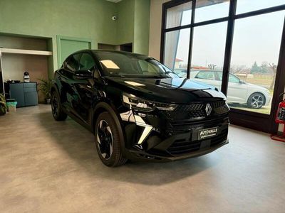 Nuova Renault Captur Techno 100 CV (73 kW) 2025 Grigio SUV