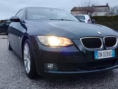 Usata BMW 320 Sport Line 184 CV (135 kW) 2019 Nero Cabrio