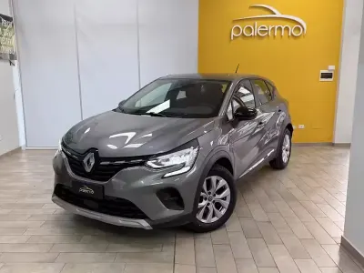 Usata Renault Captur Business 116 CV (85 kW) 2021 Grigio SUV