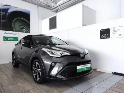 Usata Toyota C-HR Trend 152 CV (111 kW) 2022 Grigio SUV