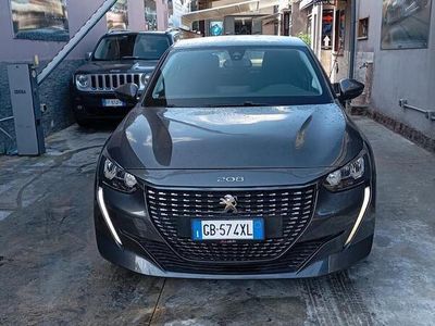 Usata Peugeot 208 Active 101 CV (74 kW) 2020 Grigio Utilitaria