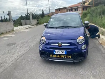 Usata Abarth 595 Turismo 145 CV (106 kW) 2022 Blu Berlina