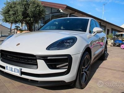 Usata Porsche Macan 381 CV (280 kW) 2022 Grigio gesso SUV