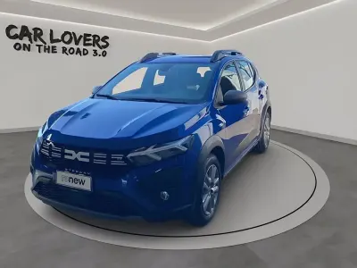 Usata Dacia Sandero Comfort 101 CV (74 kW) 2023 Blu iron Utilitaria