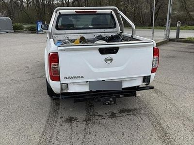 Second-hand Nissan Navara 163 CP (119 kW) 2017 Alb Pickup