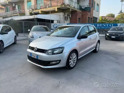 Usata VW Polo 75 CV (55 kW) 2010 Grigio Utilitaria