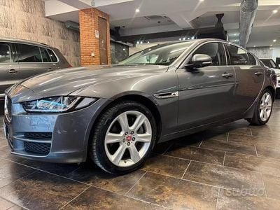 Usata Jaguar XE Business Edition 180 CV (132 kW) 2019 Grigio Berlina