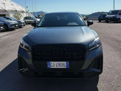 Usata Audi Q2 Ambiente 150 CV (110 kW) 2022 Grigio SUV