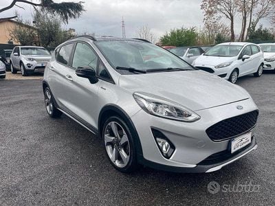 Usata Ford Fiesta Active 100 CV (73 kW) 2019 Grigio Utilitaria
