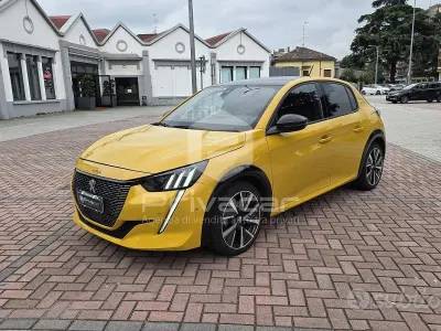 Usata Peugeot 208 GT 101 CV (74 kW) 2020 Giallo Utilitaria