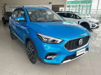 Usata MG ZS Luxury 106 CV (77 kW) 2024 Bluazzurro SUV