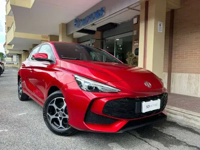 Nuova MG MG3 Comfort 102 CV (75 kW) 2026 Rosso Utilitaria
