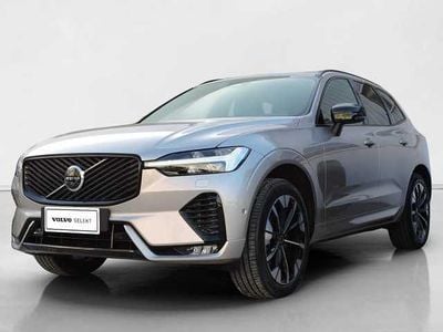 Usado Volvo XC60 Ultra 250 HP (183 kW) 2025 Bege SUV