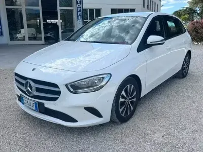 Usata Mercedes B160 Executive 109 CV (80 kW) 2021 Bianco Utilitaria