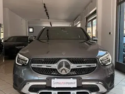 Usata Mercedes GLC220 194 CV (142 kW) 2020 Grigio SUV