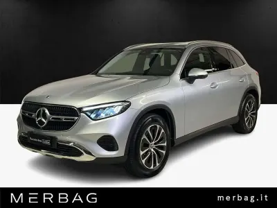 Usata Mercedes GLC200 Advanced 163 CV (119 kW) 2025 Argento SUV