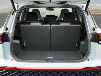 Nuova VW Tayron Edition 150 CV (110 kW) 2026 Argento SUV