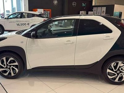 Nuova Toyota Aygo X Trend 72 CV (52 kW) 2025 Bianco SUV
