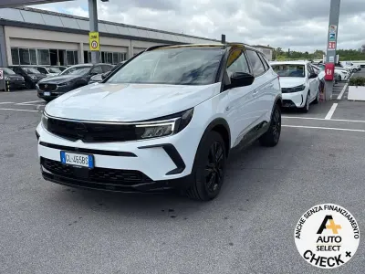 Usata Opel Grandland X GS Line 131 CV (96 kW) 2022 Bianco SUV